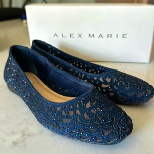 Alex Marie flats in Seaport Navy with tiny rhinestones size 9M. Worn only once.